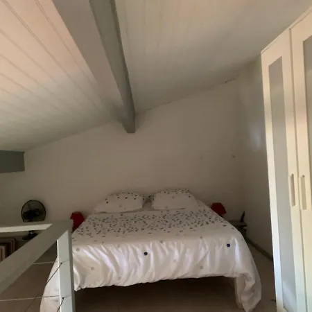 Les Apartment
